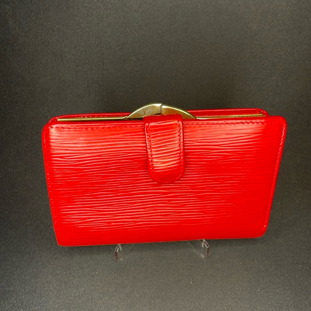 Louis Vuitton red epi kiss lock